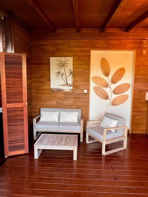 Bungalow Avec Jacuzzi Privatif Villa Sainte-Rose Exterior photo